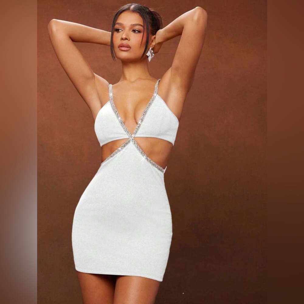 Elegant White Cut-Out Dress